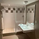 De Hotel 2*